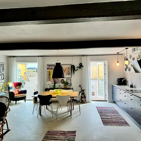 Charming - Beate Эбельтофт